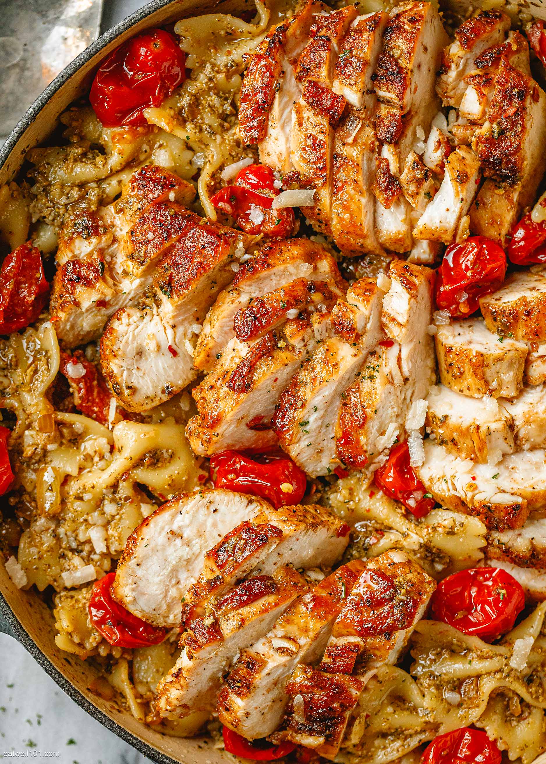pesto chicken pasta