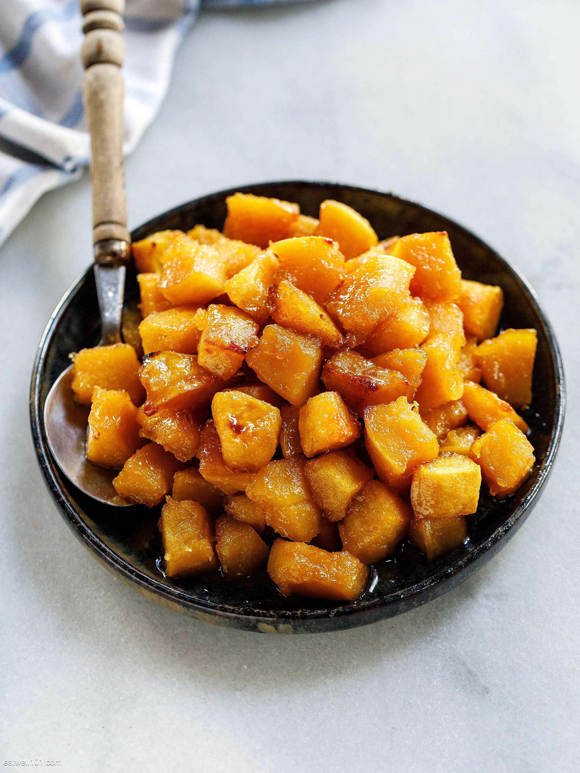 Baked Acorn Squash Recipe With Maple Butter How To Roast Acorn Squash baked-acorn-squash-recipe-with-maple-butter-how-to-roast-acorn-squash