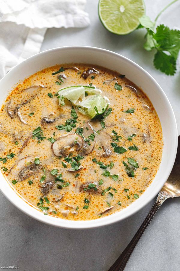 Thai Coconut Soup with Mushrooms - #recipe by #eatwell101 - https://www.eatwell101.com/thai-coconut-soup-recipe