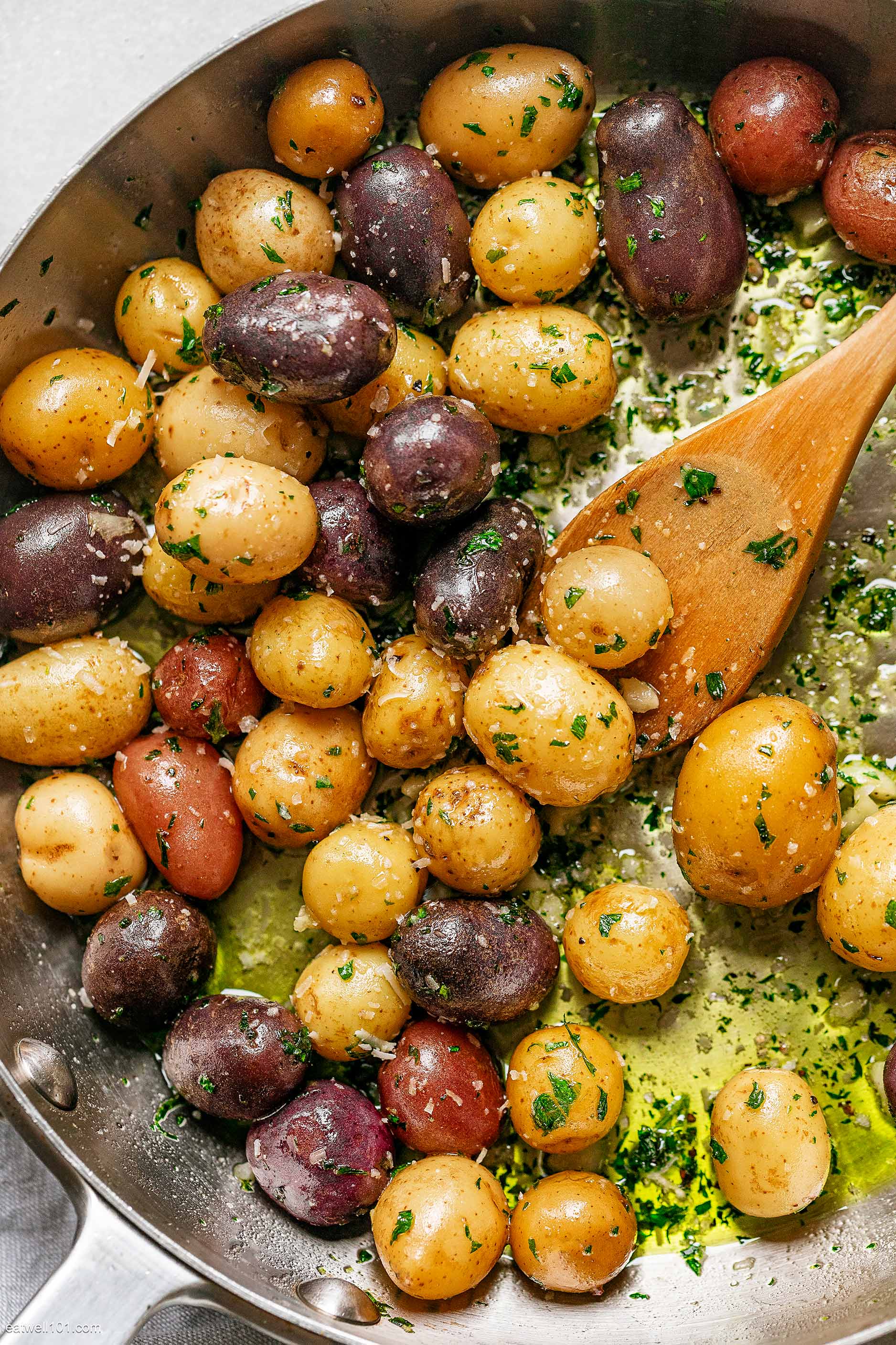 garlic butter baby potatoes