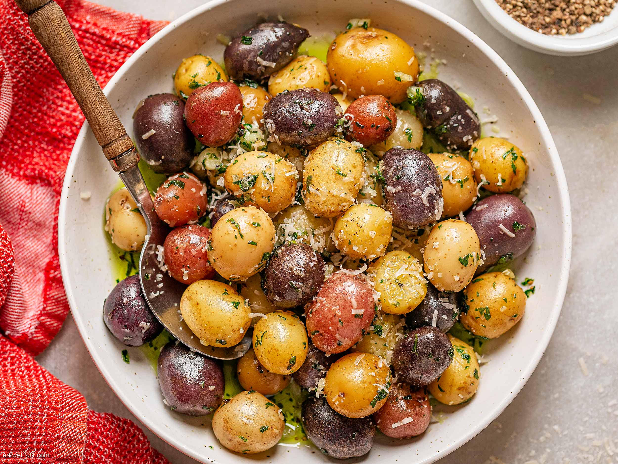 Easy Boiled Baby Potatoes