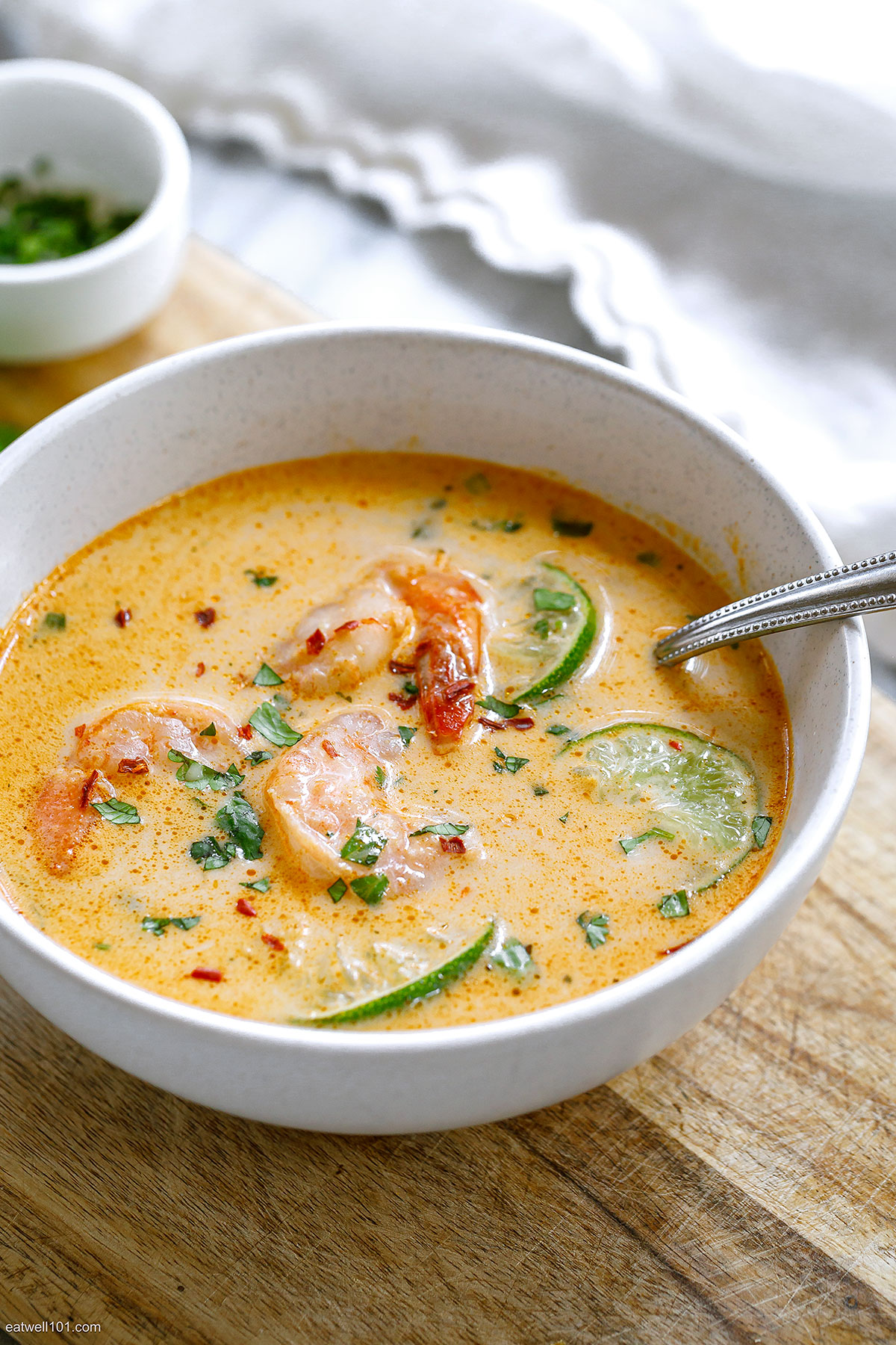 Thai Shrimp Soup Recipe – Easy Shrimp Soup — Eatwell101