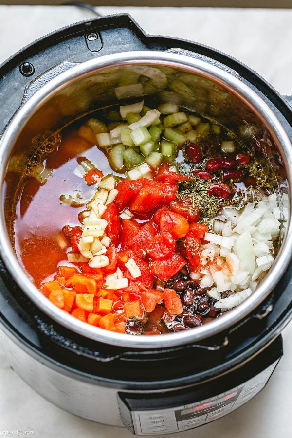 Instant Pot Chicken Chili Soup