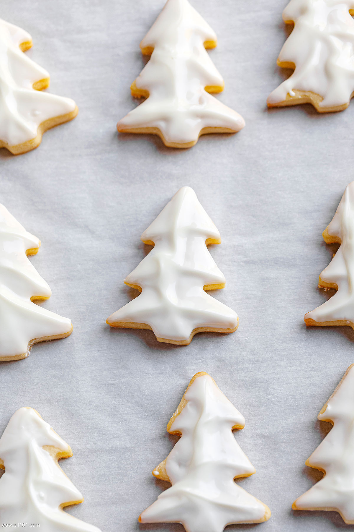 holiday cookies with icing
