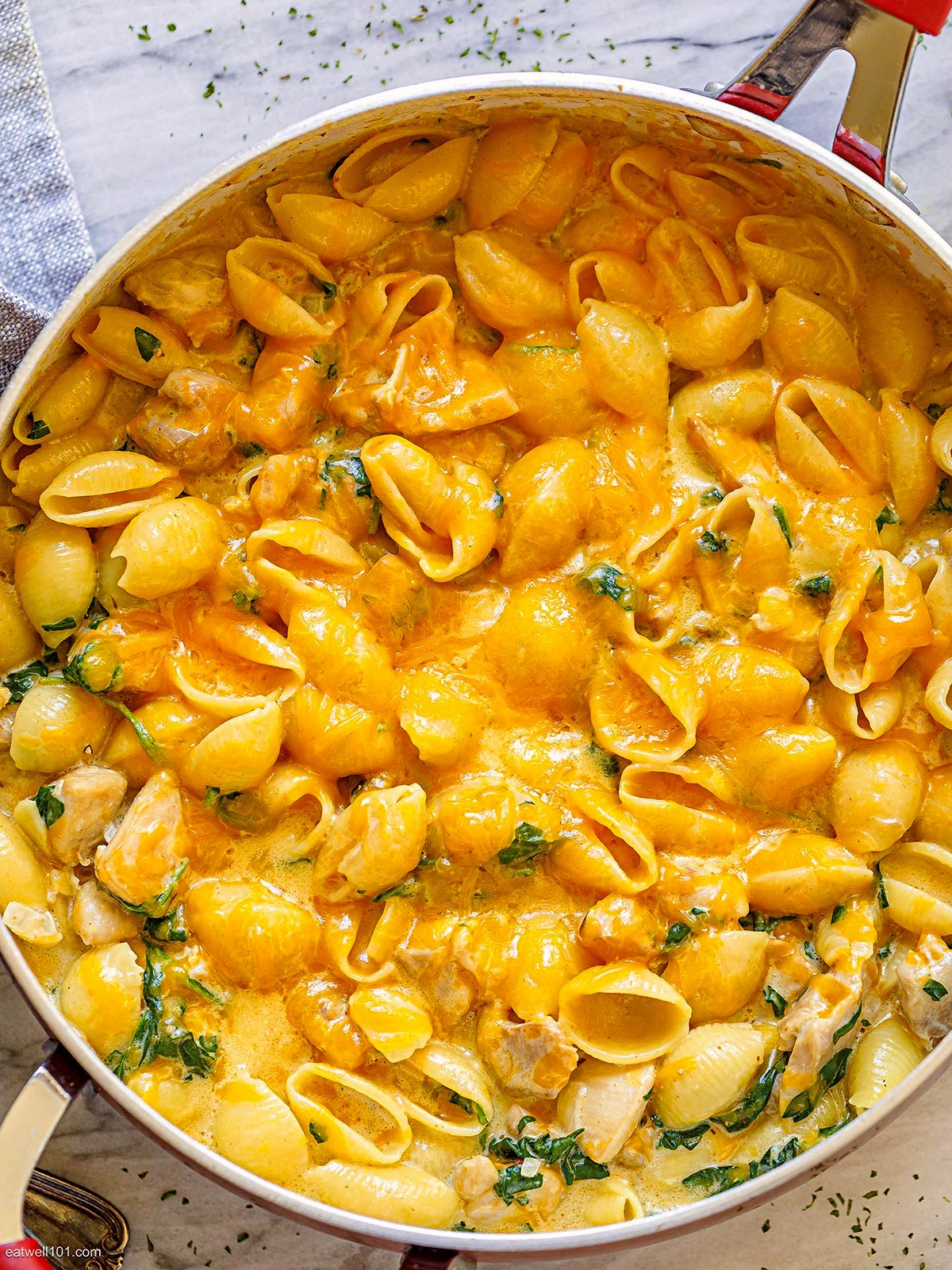 Cheesy Spinach Chicken Pasta Recipe OnePot Chicken Pasta Recipe