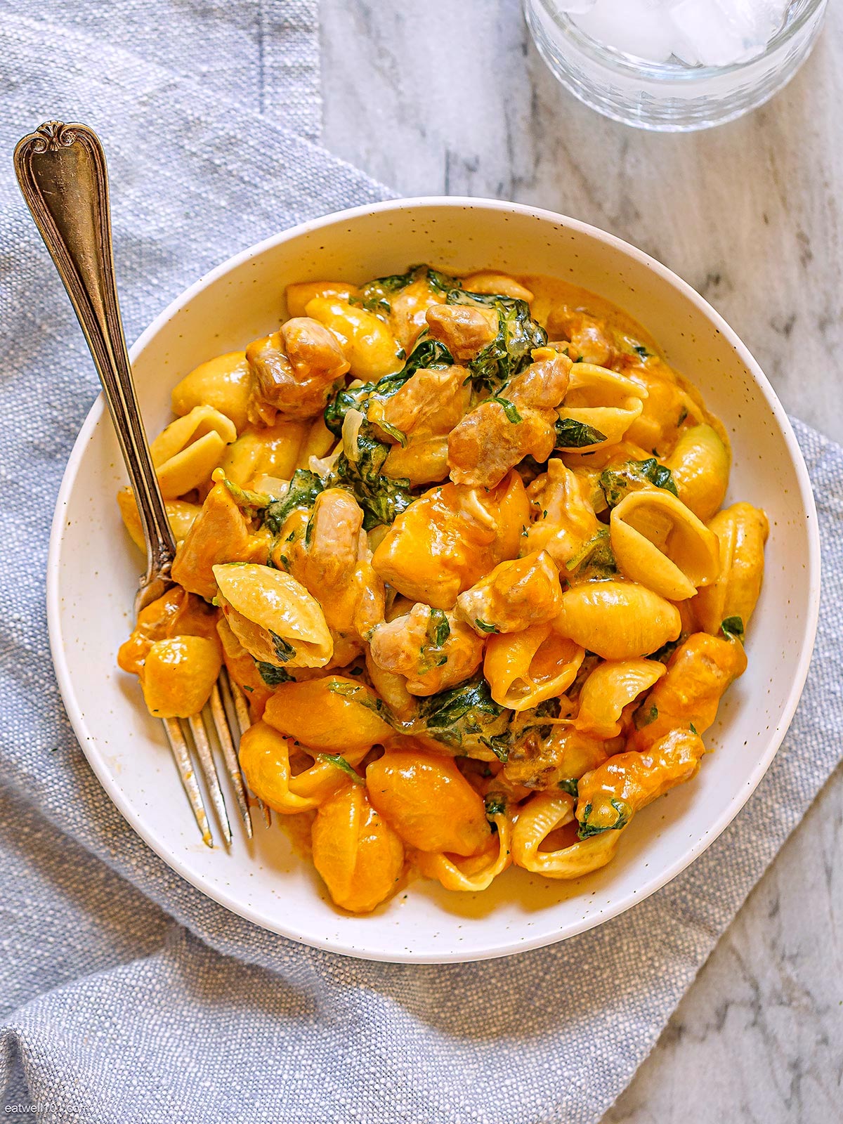 Cheesy Spinach Chicken Pasta Recipe – One-Pot Chicken Pasta Recipe