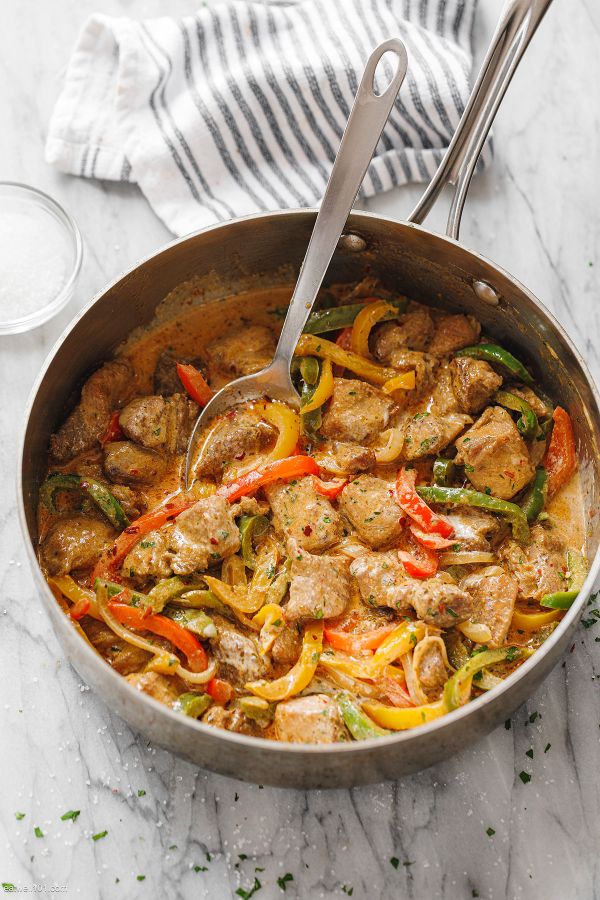 Pork Bites with Creamy Bell Pepper Sauce