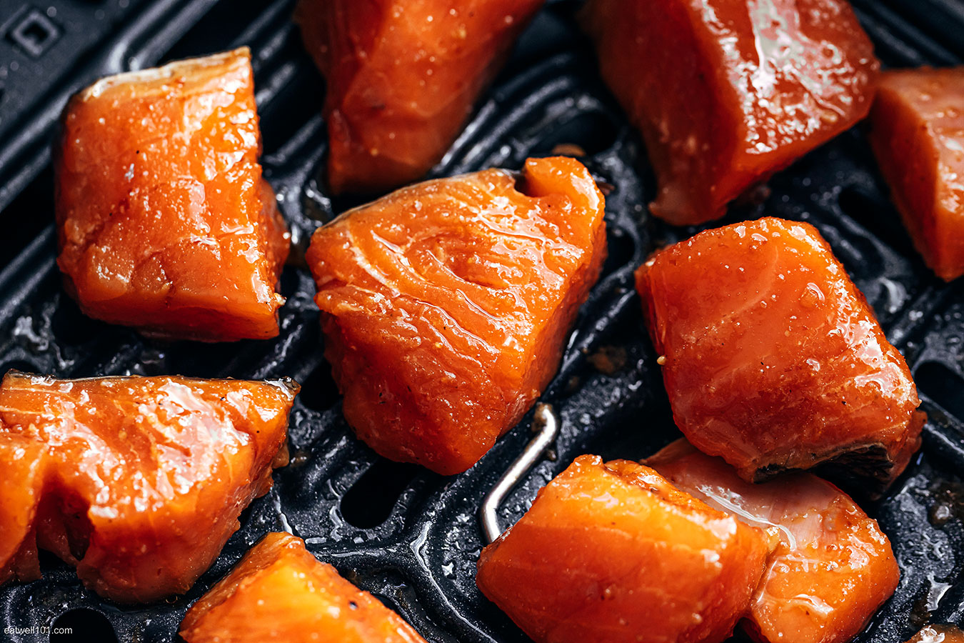 cooking salmon in the air fryer