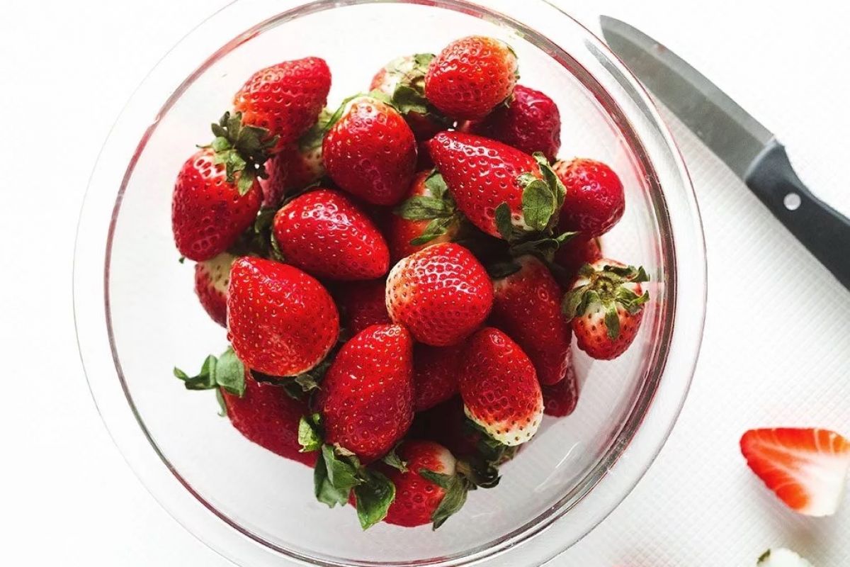 How to Freeze Strawberries