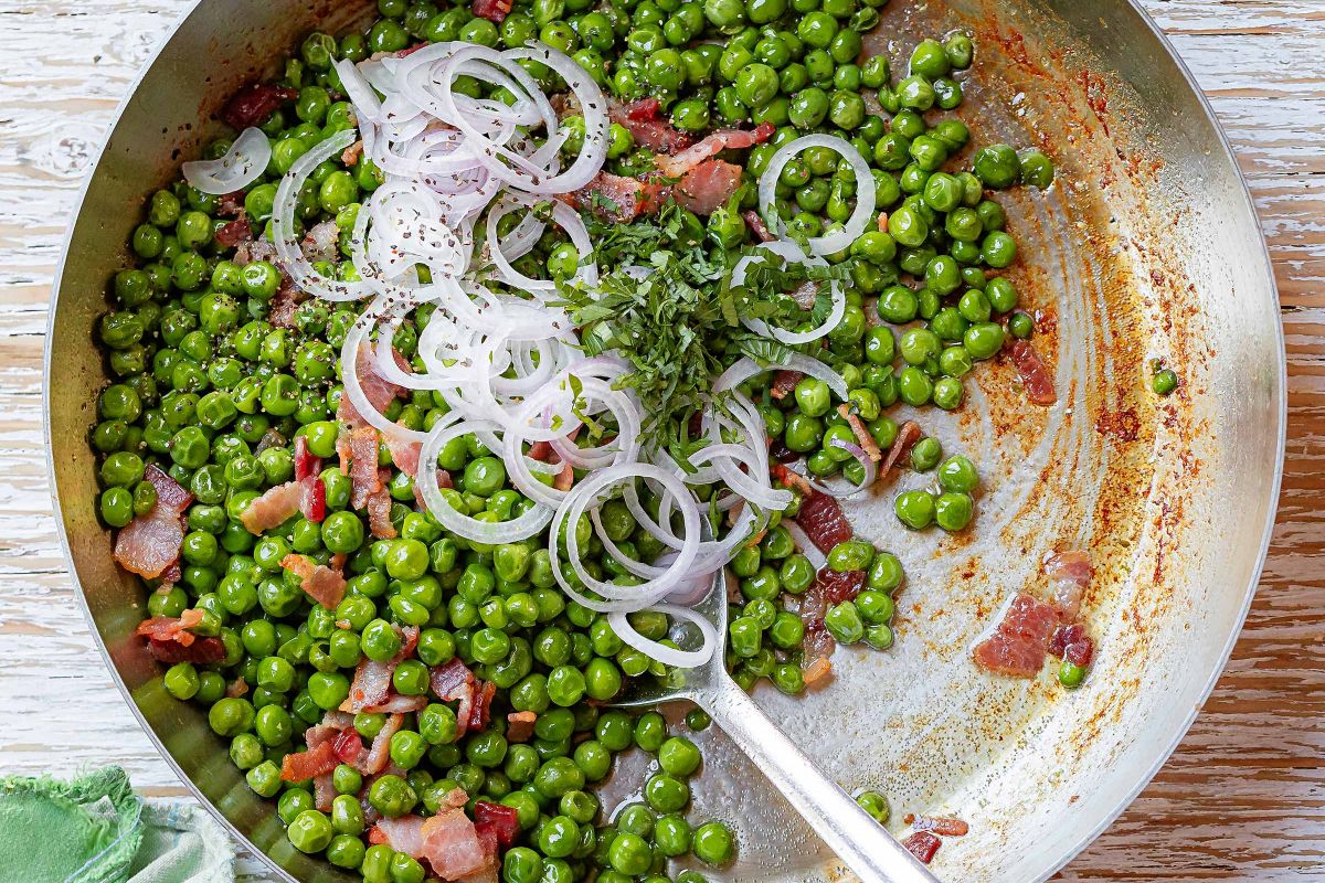 Sauteed Green Peas and Bacon