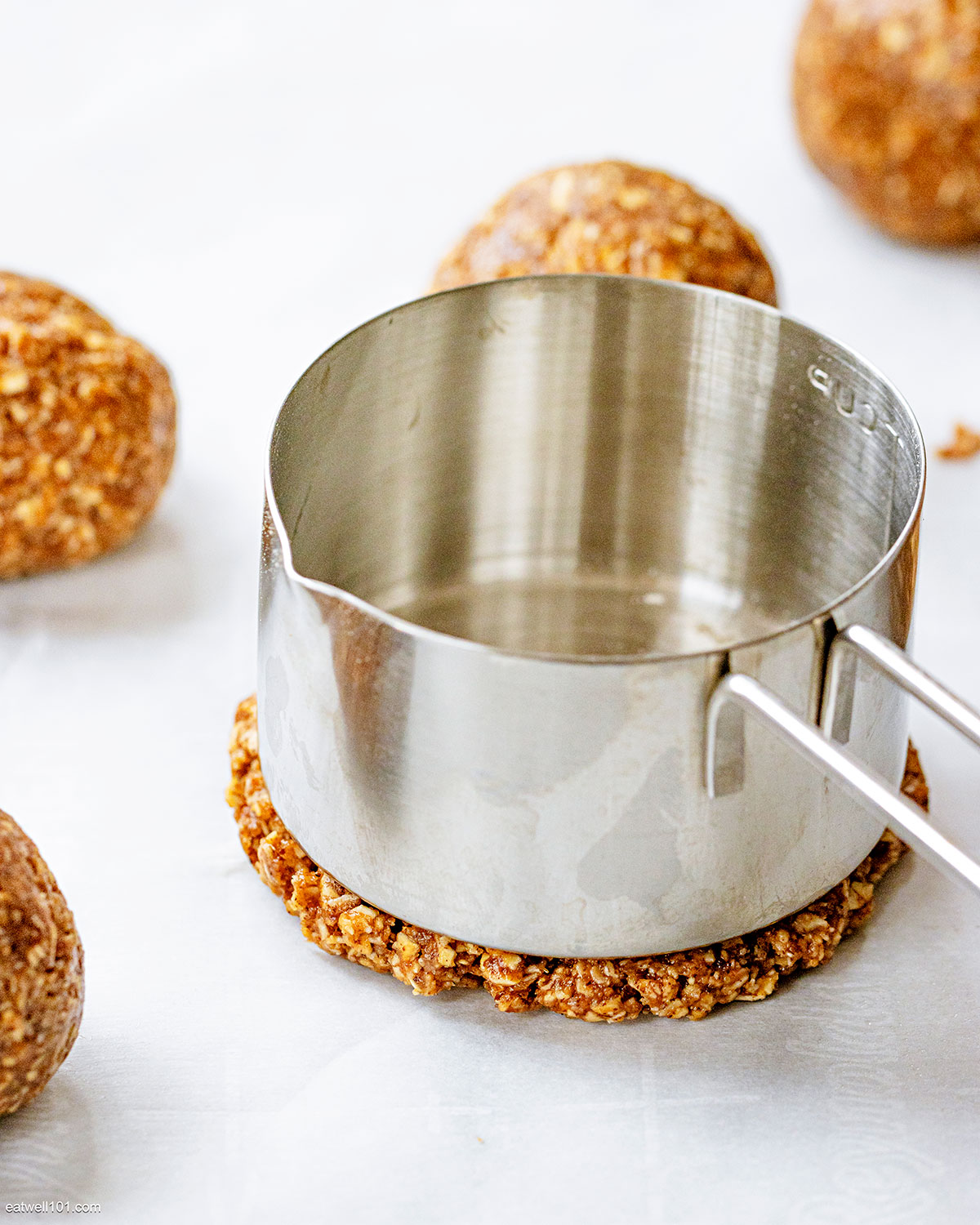 peanut butter oatmeal cookies