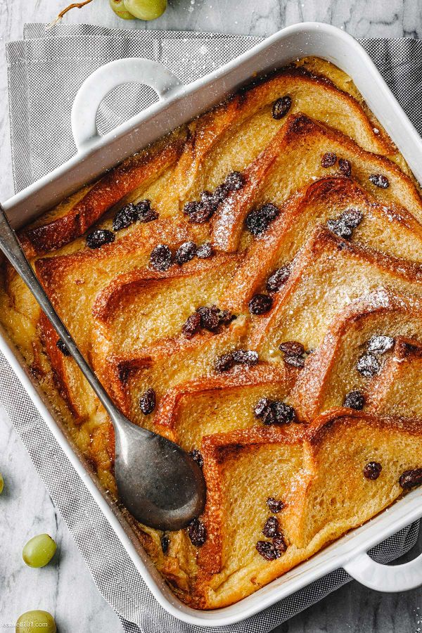 Easy Bread and Butter Pudding - #recipe by #eatwell101 - https://www.eatwell101.com/bread-and-butter-pudding-recipe