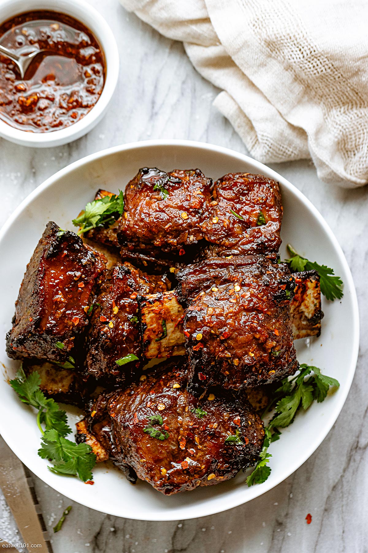 Slow Cooker Short Ribs Recipe – Slow Cooker Beef Short Ribs — Eatwell101