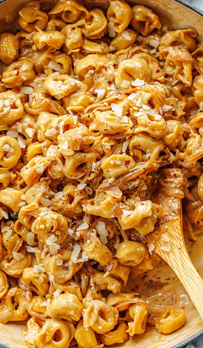 Creamy French Onion Tortellini {One-Pot}