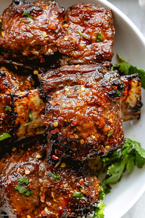 Slow-Cooker Beef Short Ribs - #recipe by #eatwell101 - https://www.eatwell101.com/slow-cooker-beef-short-ribs
