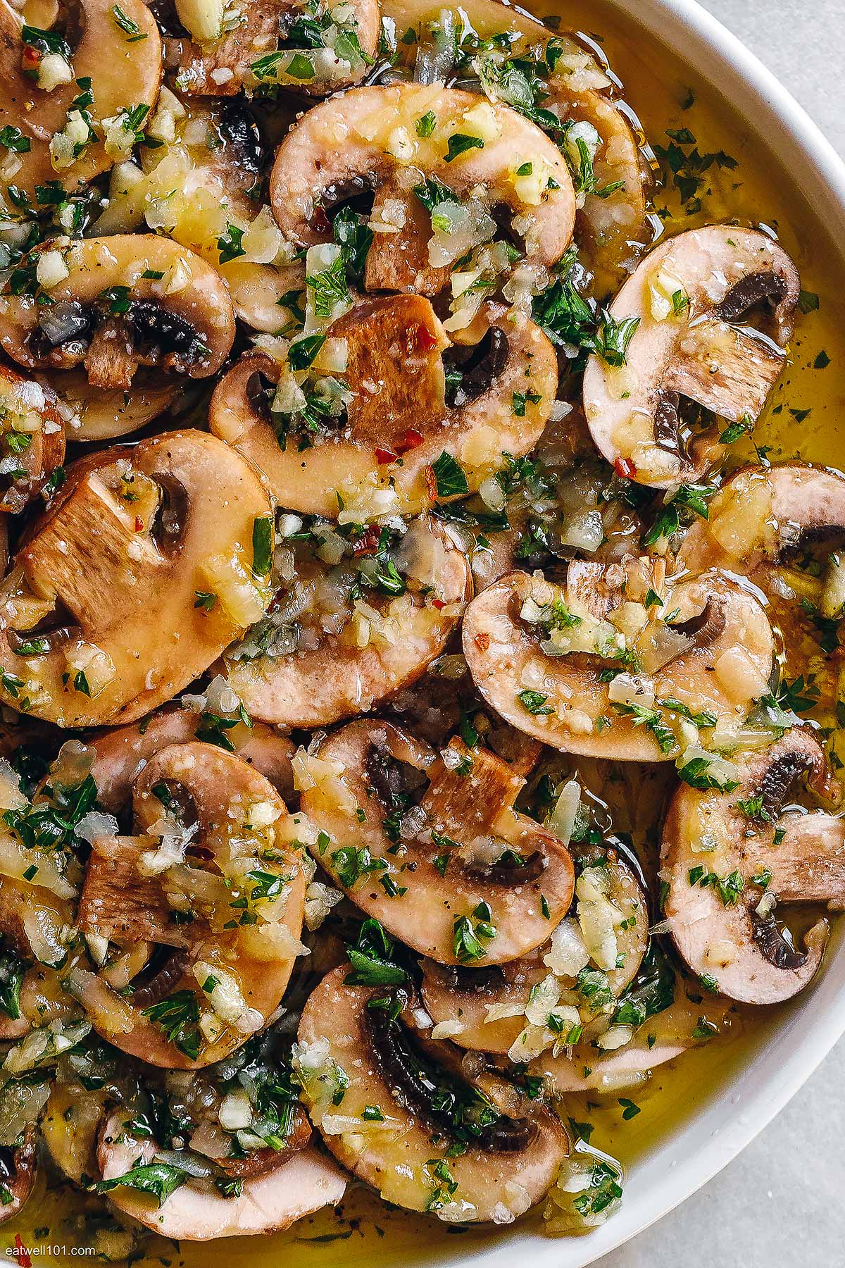 easy Garlic Parmesan Marinated Mushrooms