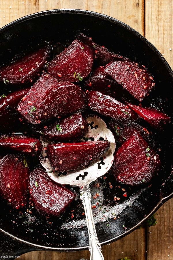 Sautéed Beets with Garlic Butter Sauce - #recipe by #eatwell101 - https://www.eatwell101.com/sauteed-beets-recipe
