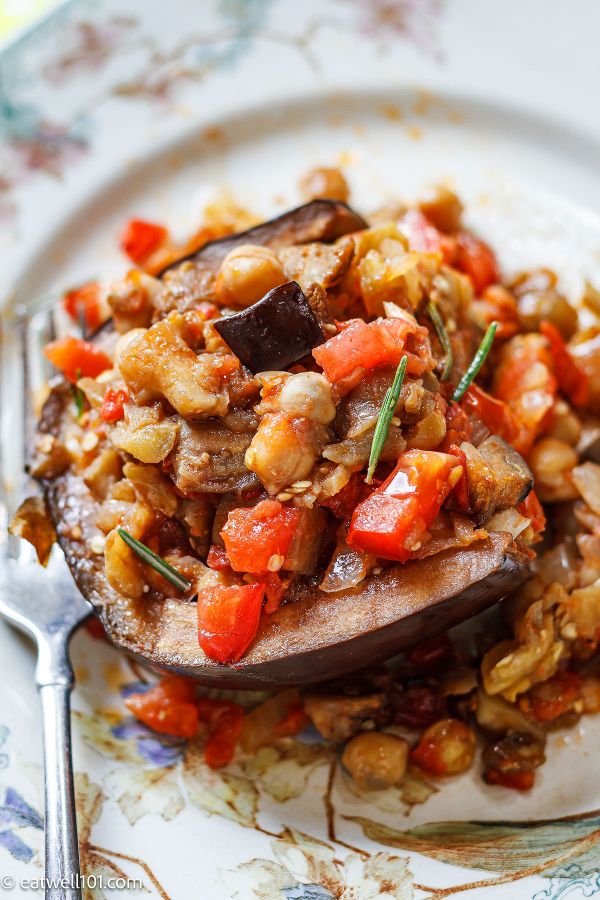 Chickpea Tomato Baked Eggplant - #recipe by #eatwell101 - https://www.eatwell101.com/baked-eggplant-recipe