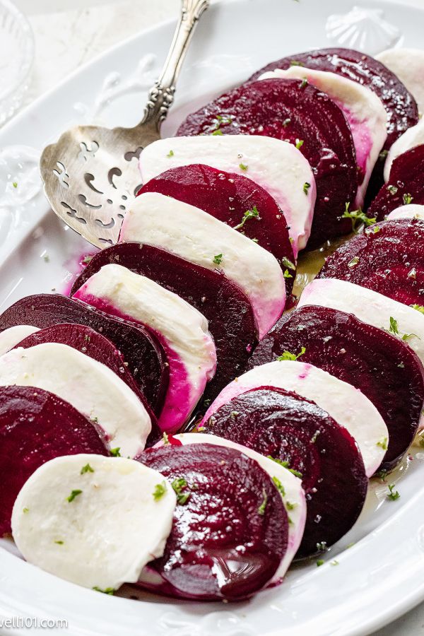 Beet Salad Recipe - #recipe by #eatwell101 - https://www.eatwell101.com/beet-caprese-salad-recipe