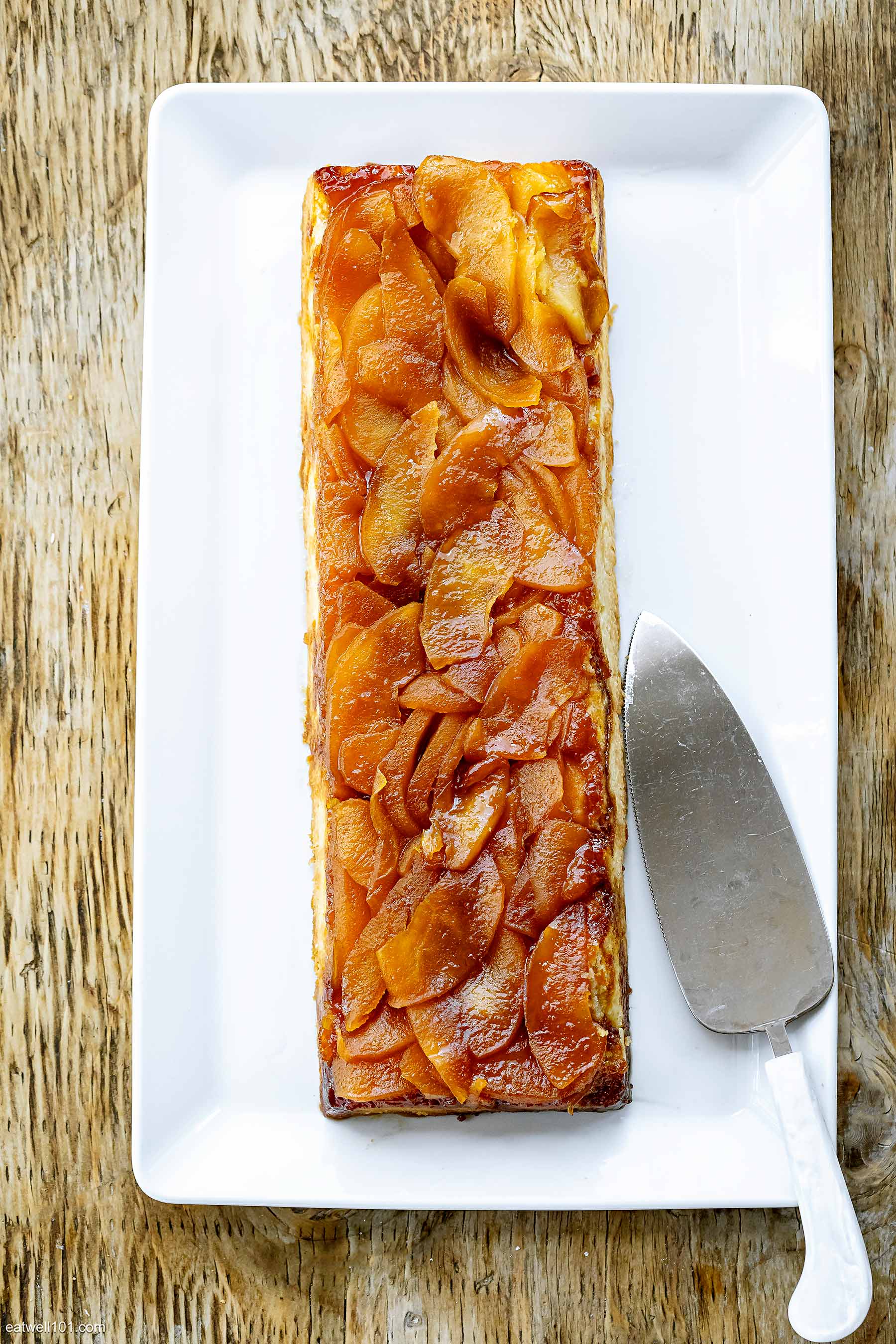 caramel apple upside-down cake recipe