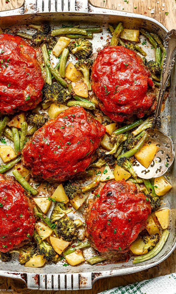 Cheesy Meatloaf and Veggies Sheet Pan