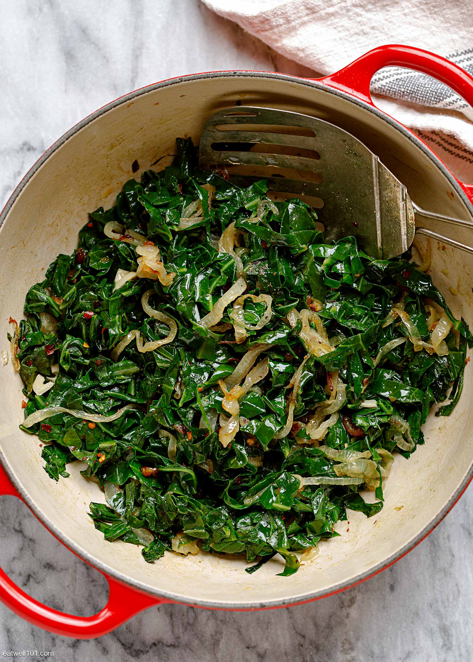 Collard greens side dish recipe