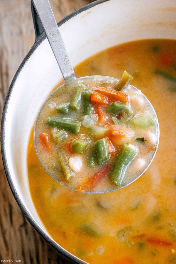 Mediterranean White And Green Bean Soup