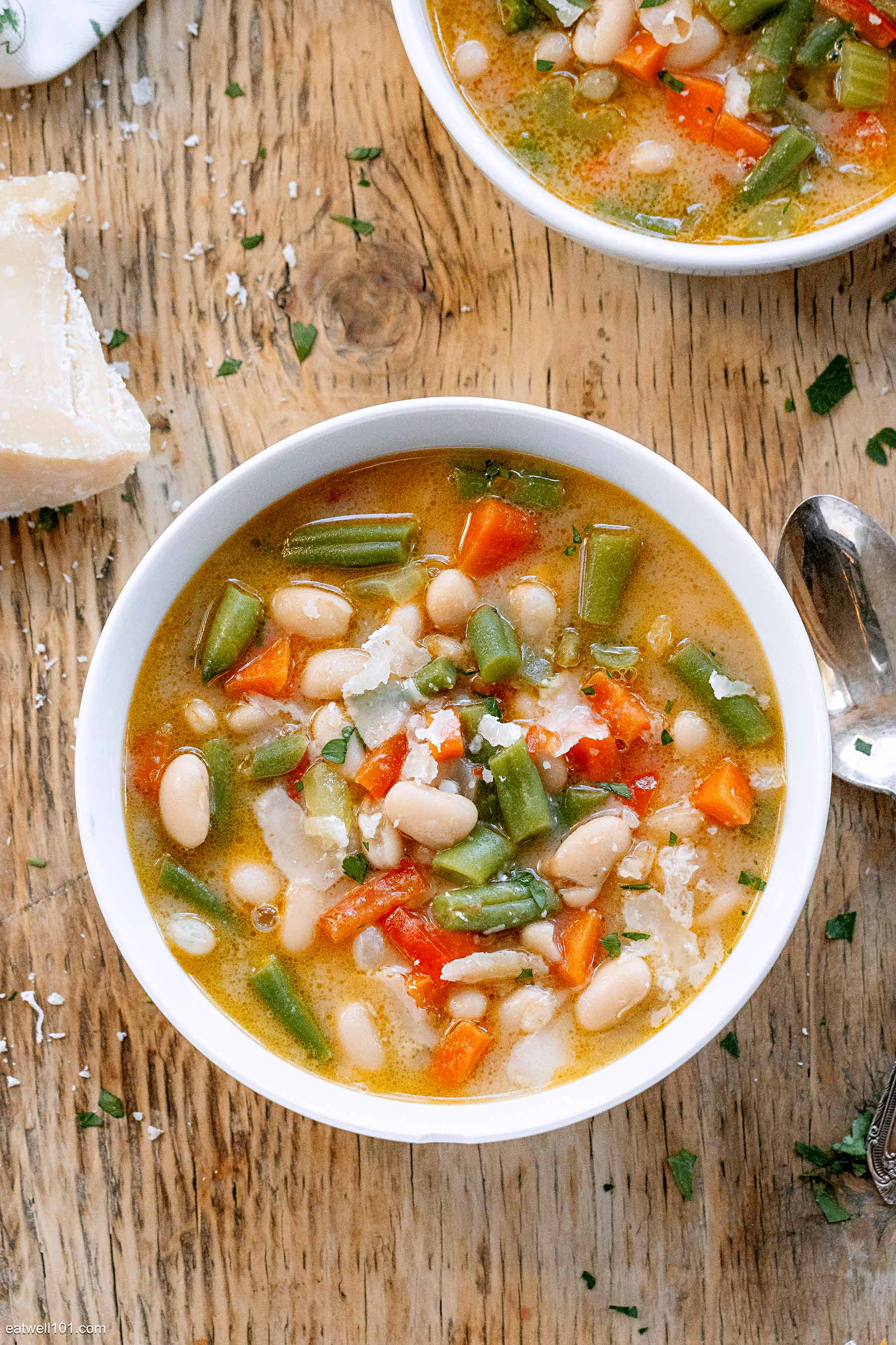 Mediterranean White And Green Bean Soup Soup Recipe — Eatwell101