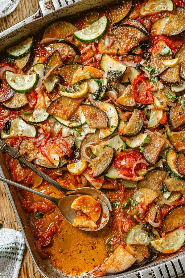 Roasted Vegetables with Tomato and Parmesan - #recipe by #eatwell101 - https://www.eatwell101.com/tomato-parmesan-roasted-vegetables-recipe