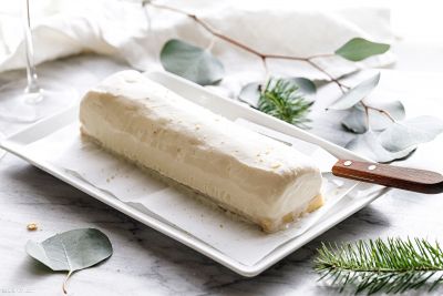 3 ingredients frozen yule log