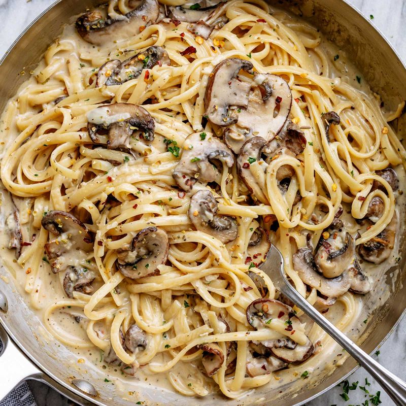 Creamy Mushroom Pasta Recipe — Eatwell101