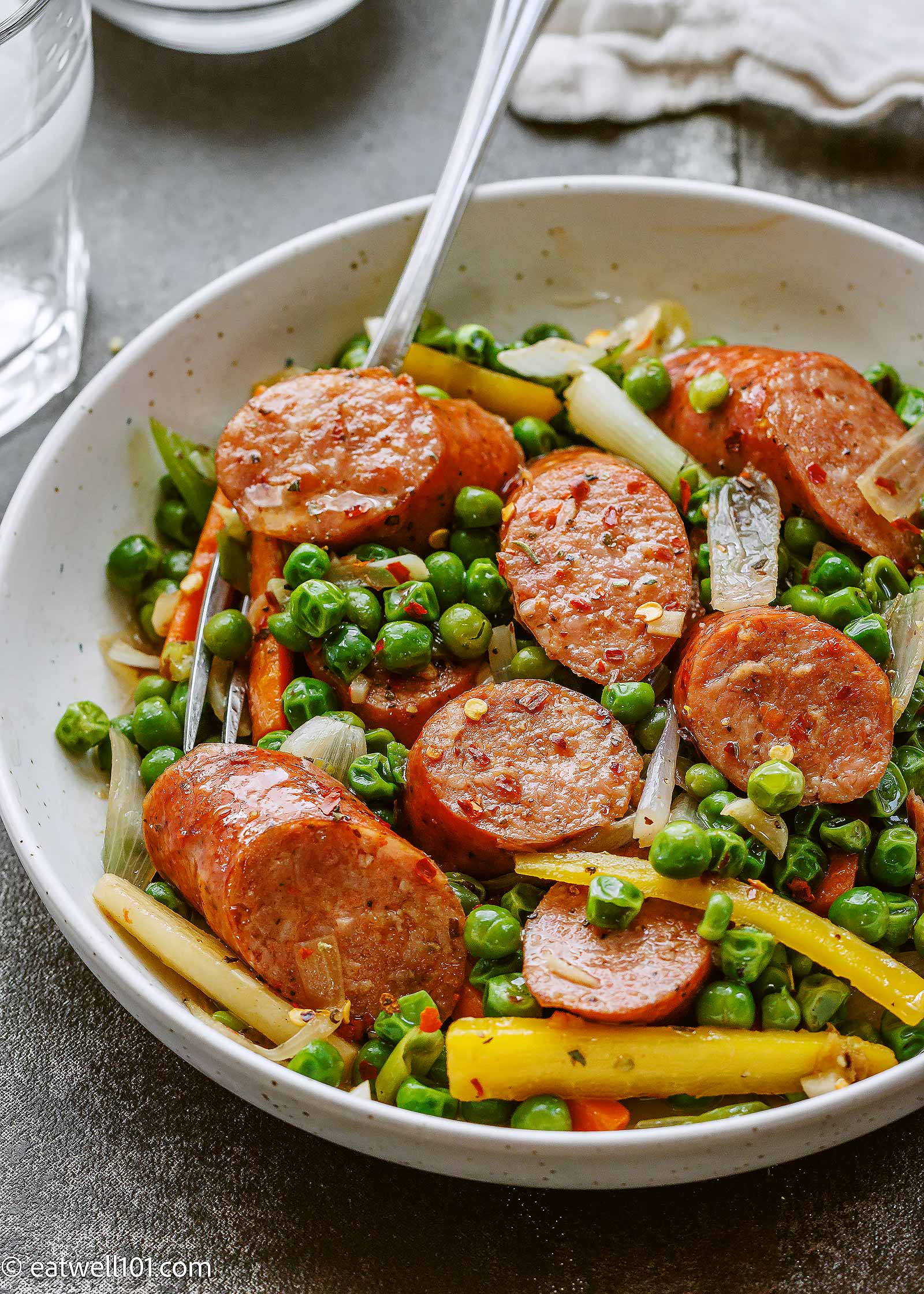 One-Pan Sausage Veggies Recipe – Smoked Sausage Recipe — Eatwell101