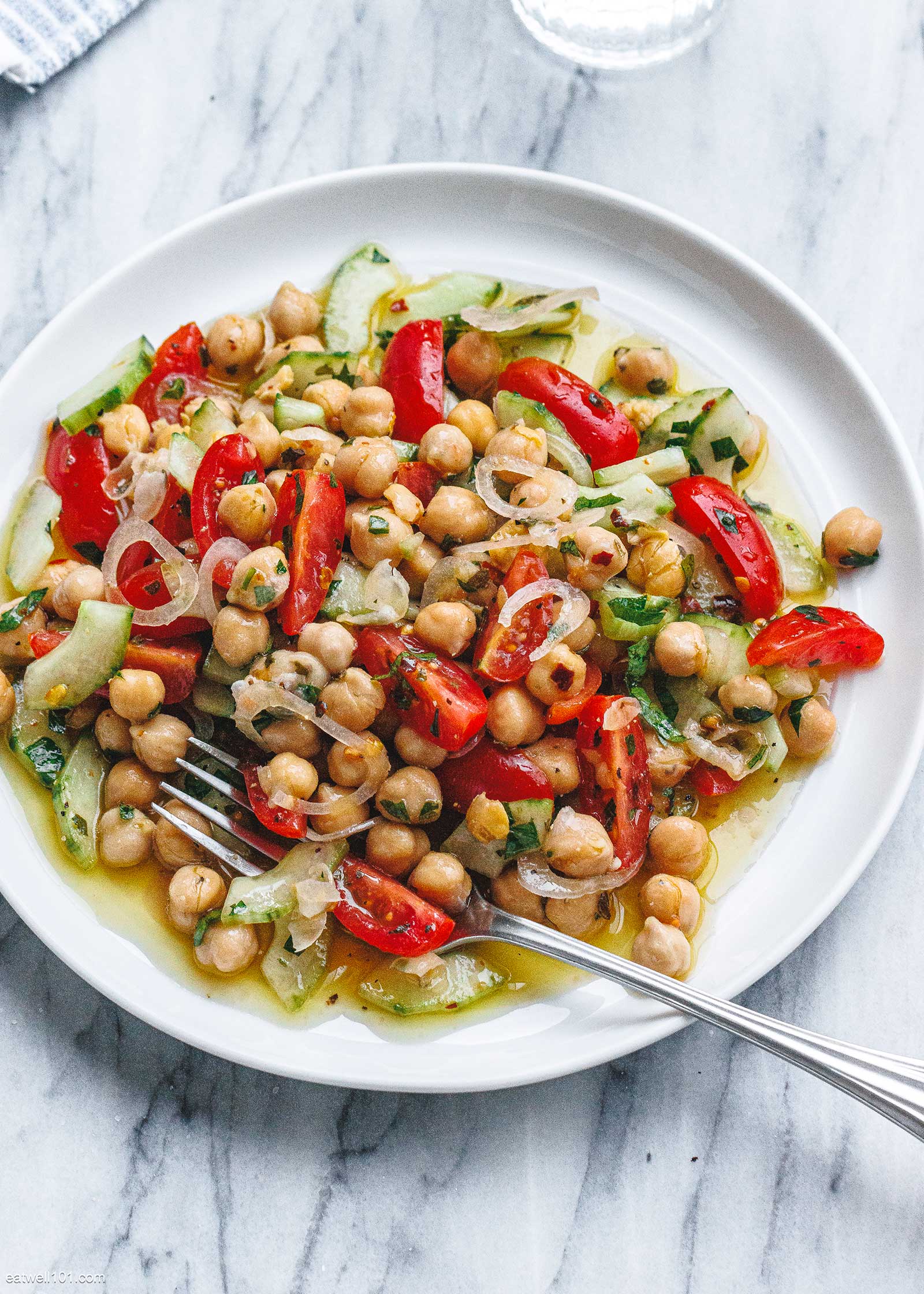 tomato cucumber Chickpea Salad