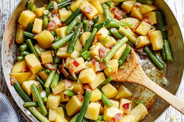 Bacon Potato and Green Beans recipe