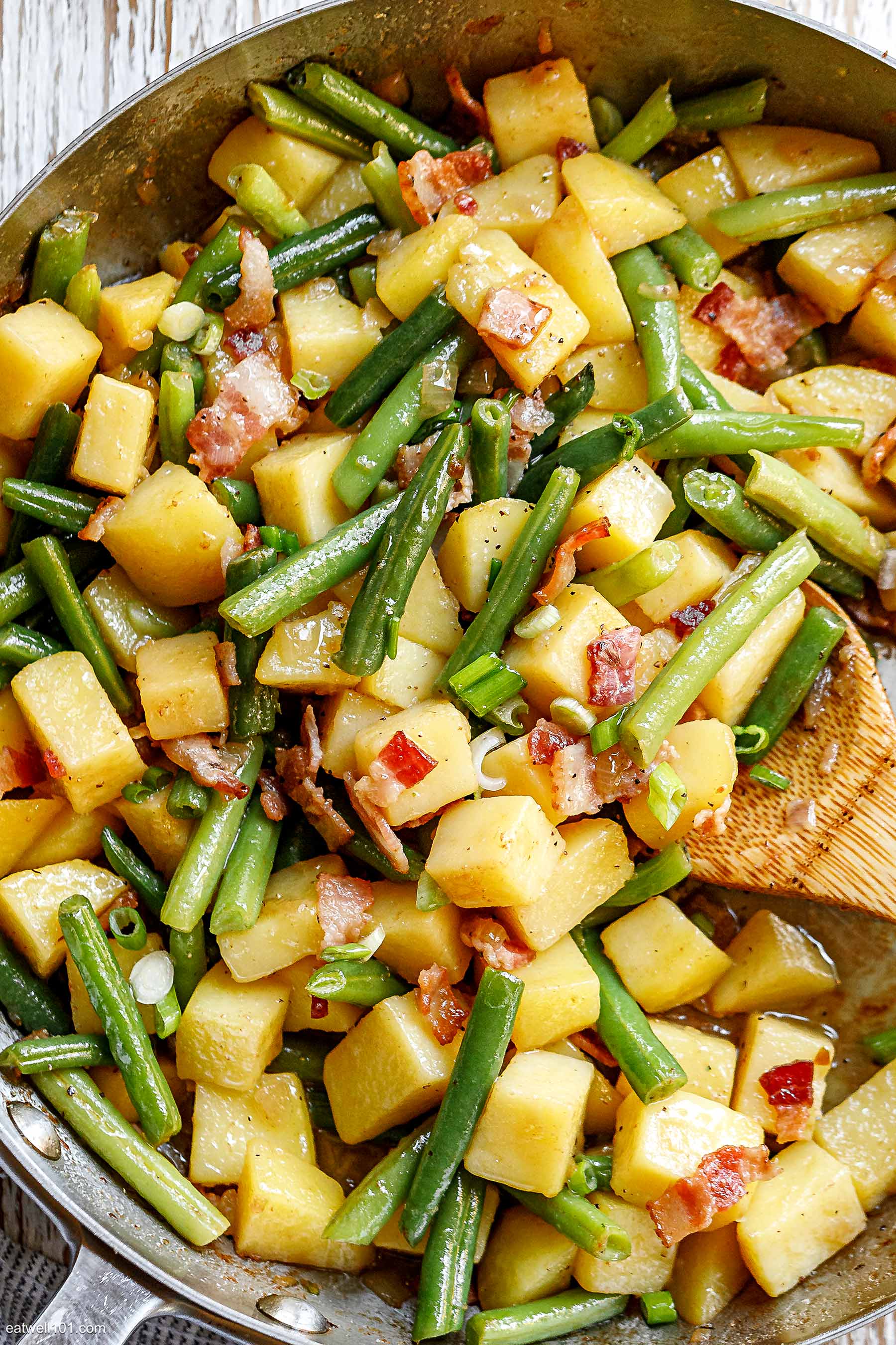 Bacon Potato and Green Beans side dish