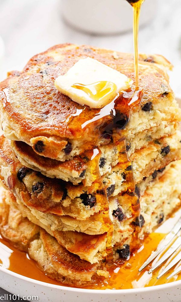 Fluffy Blueberry Pancakes