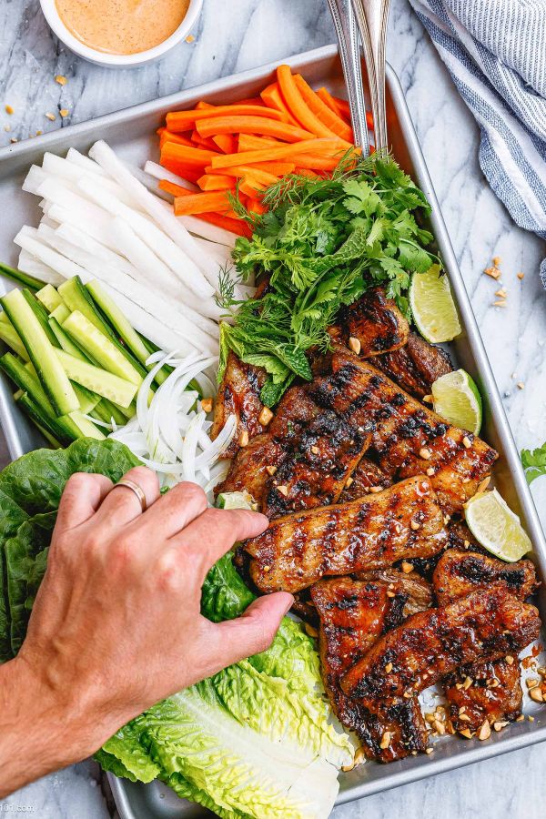 Pork Belly Lettuce Wraps - #recipe by #eatwell101 - https://www.eatwell101.com/pork-belly-lettuce-wraps-recipe