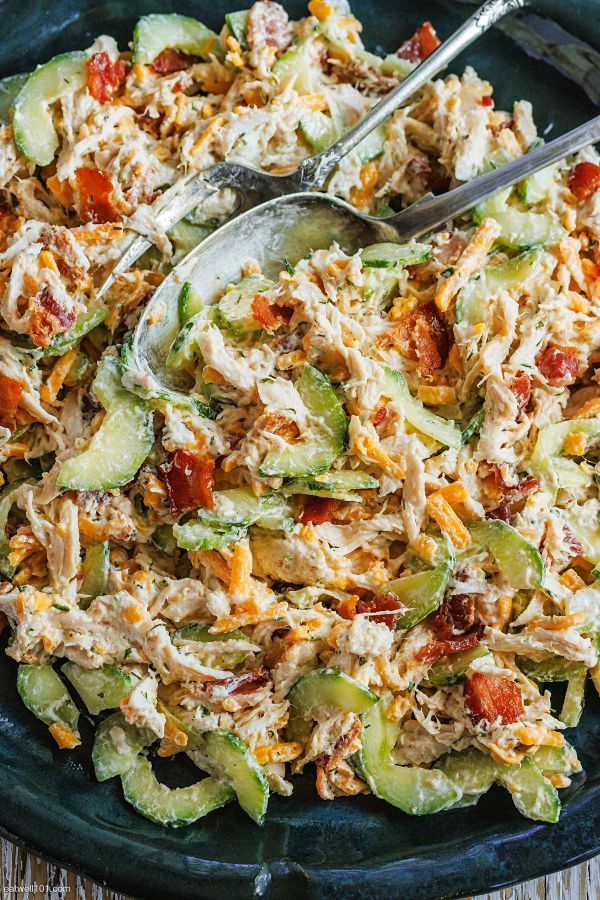 Ranch Chicken Salad {Quick and Easy} - #recipe by #eatwell101 - https://www.eatwell101.com/bacon-ranch-chicken-salad-recipe