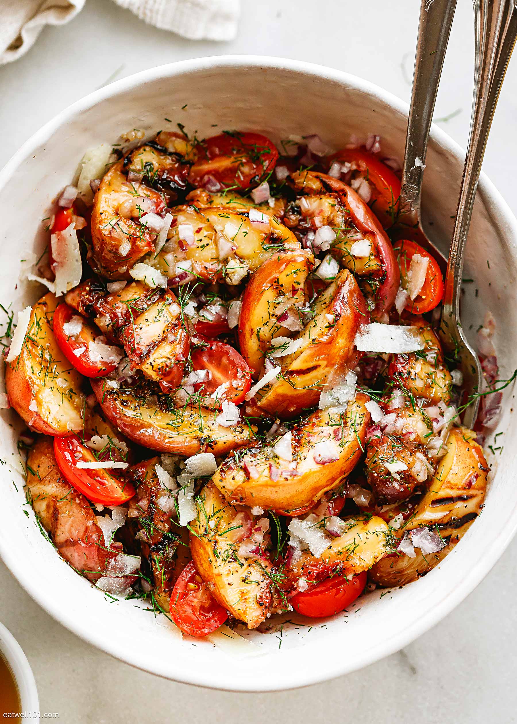 peach salad recipe with tomatoes and parmesan