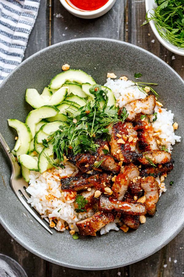 Glazed Pork Belly Rice Bowl - #recipe by #eatwell101 - https://www.eatwell101.com/pork-belly-rice-bowl-recipe