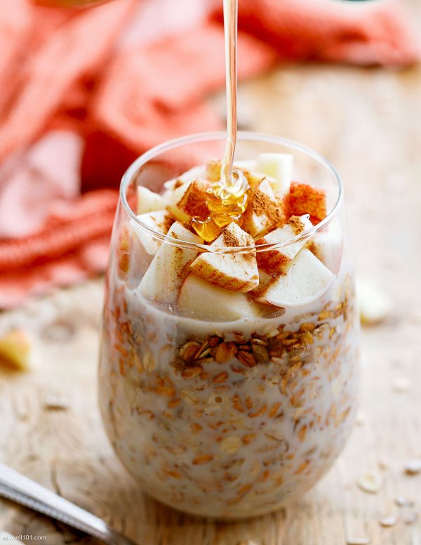 Apple Cinnamon Overnight Oats {Dairy Free}