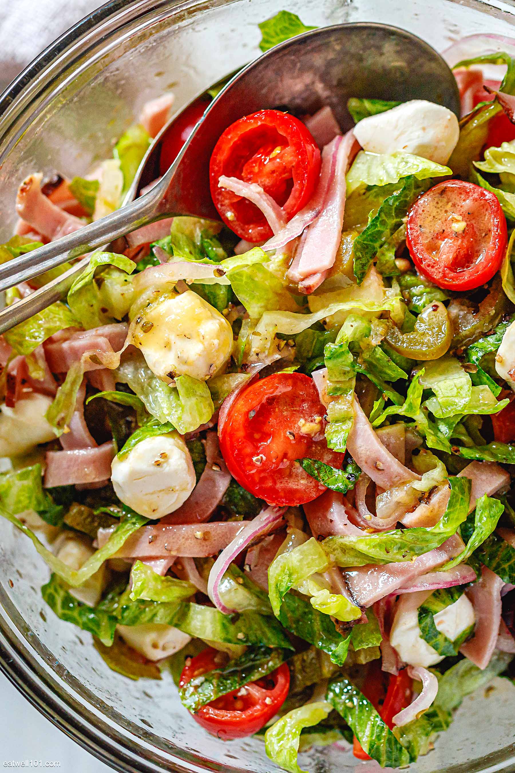 Mozzarella Chopped Salad - #recipe by #eatwell101 - https://www.eatwell101.com/mozzarella-chopped-salad-recipe
