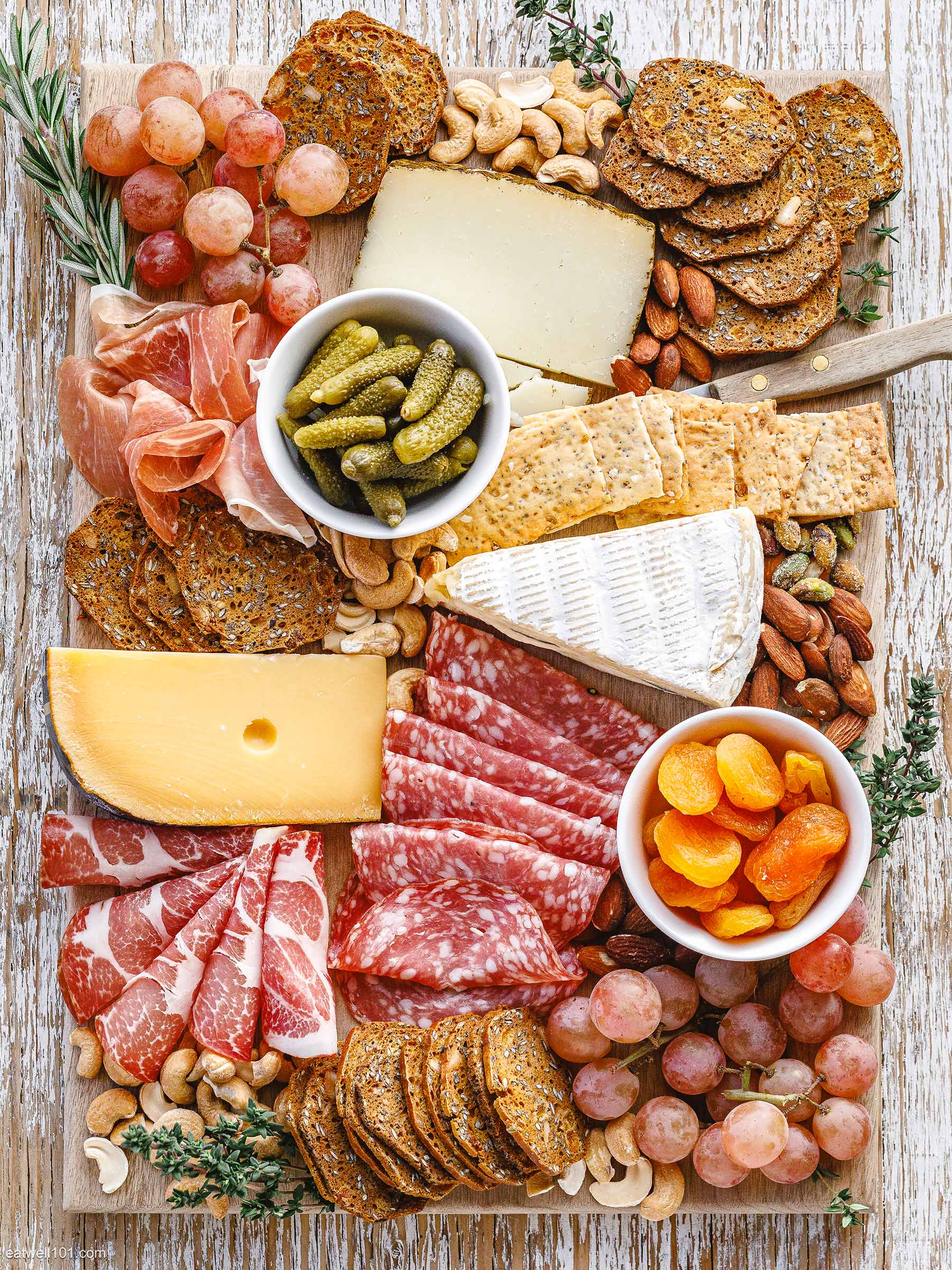 how to make a cheese board
