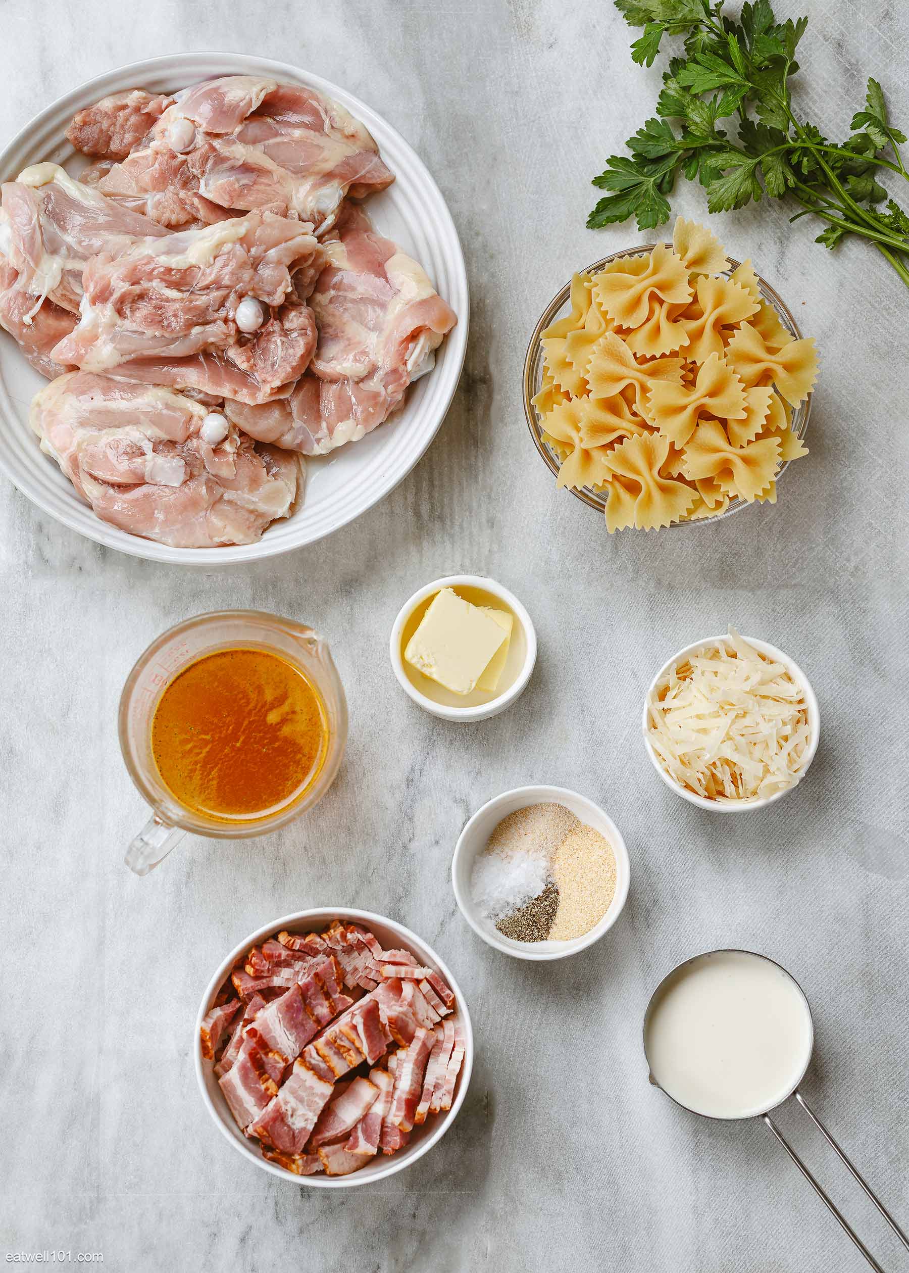 Creamy Chicken Pasta Recipe — Eatwell101