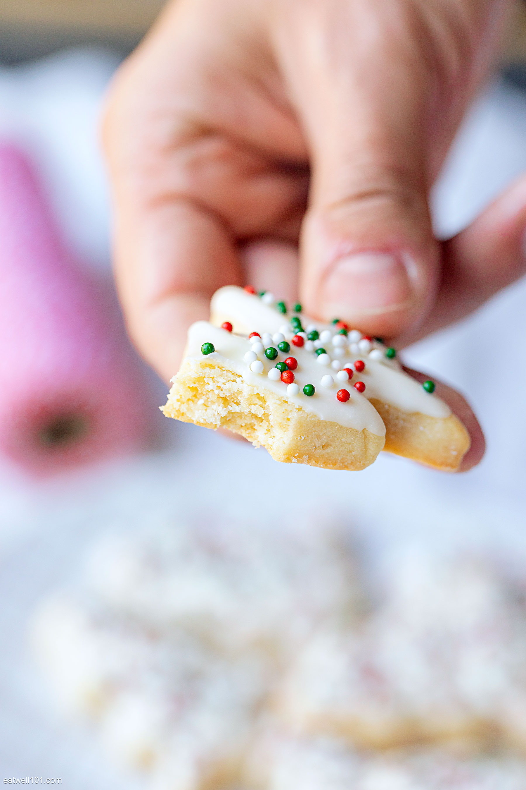 Shortbread Christmas Cookies Recipe — Eatwell101