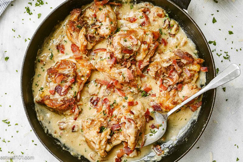 Creamy Bacon Chicken Recipe — Eatwell101