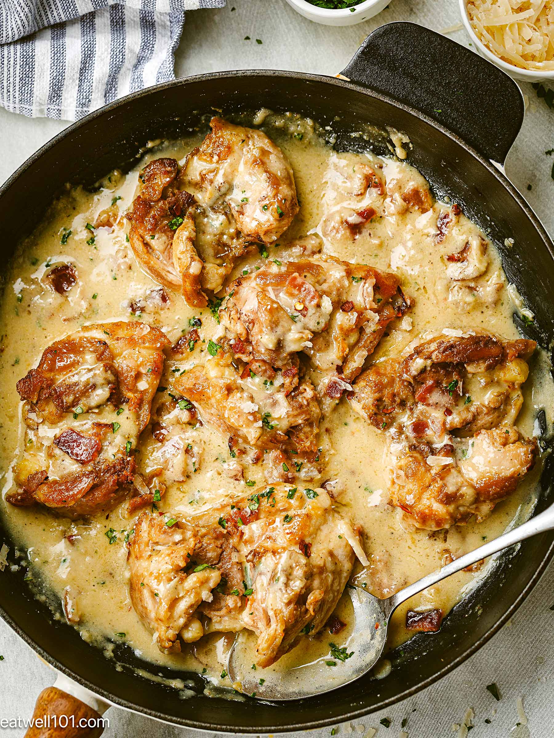 creamy bacon chicken thighs recipe