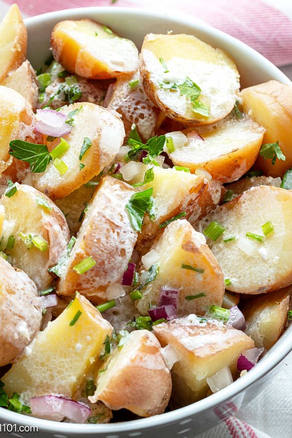 Easy Potato Salad - #recipe by #eatwell101 - https://www.eatwell101.com/potato-salad-recipe