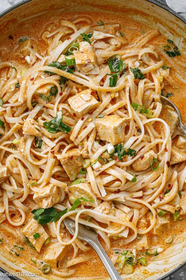 Creamy Thai Chicken Noodles
