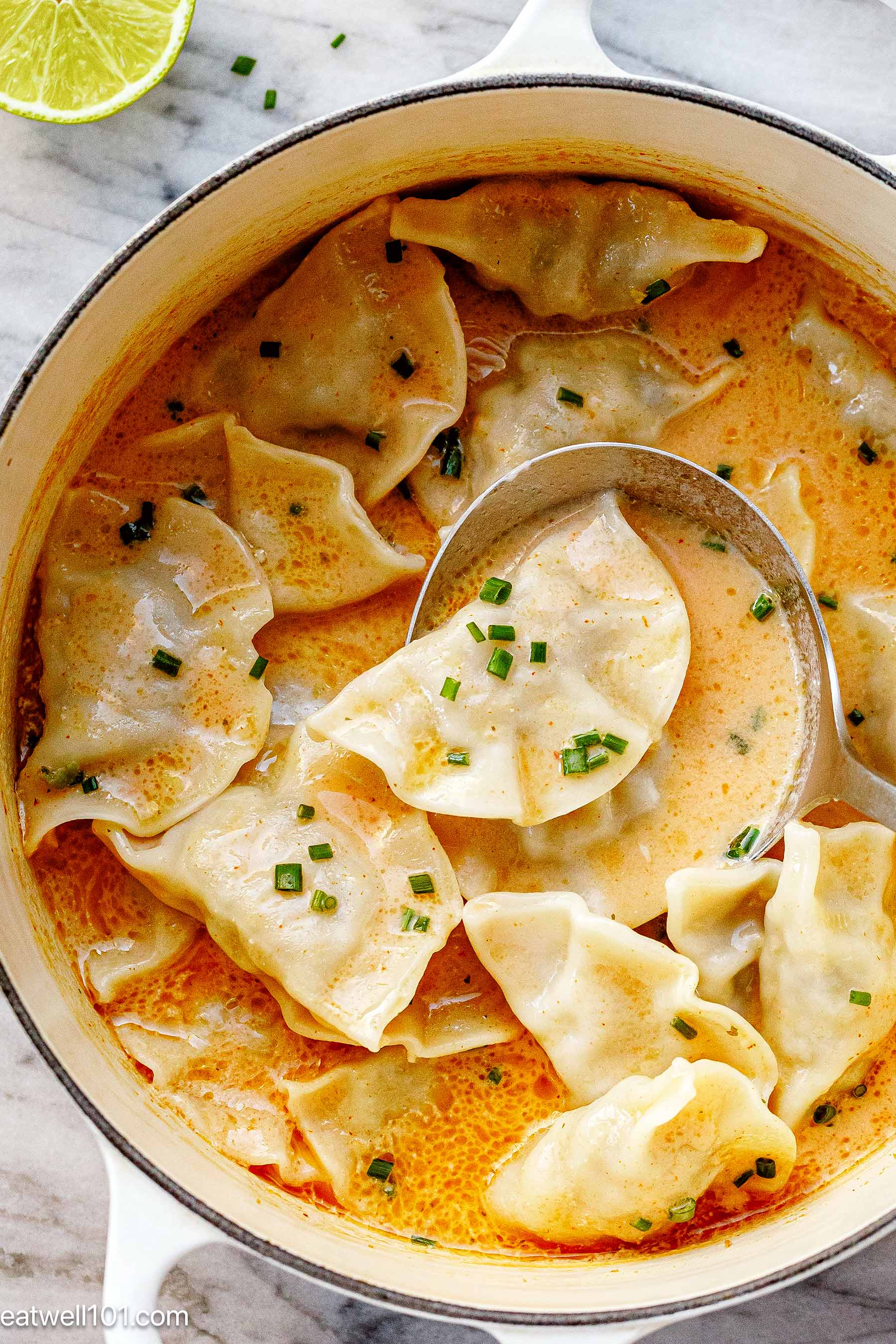 Thai Red Curry Dumpling Soup Recipe - #recipe by #eatwell101 - https://www.eatwell101.com/thai-dumpling-soup-recipe